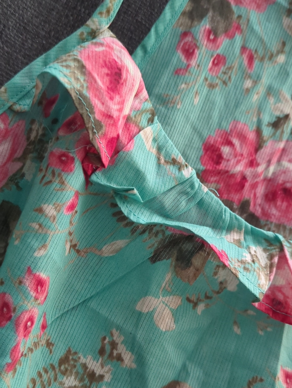 Woven top - Picture 4 of 8